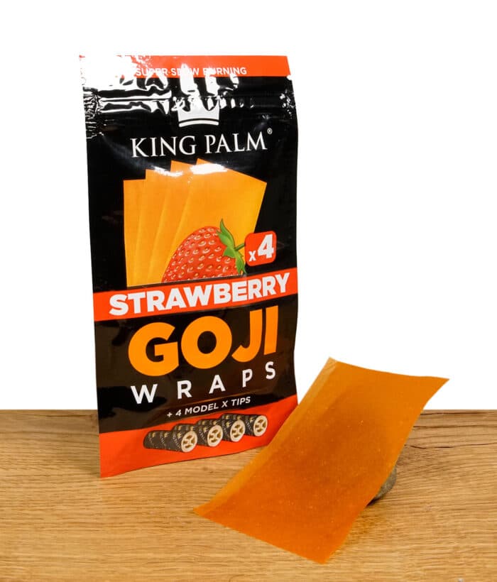 king-palm-goji-wrap-strawberry-blaettchen.jpg