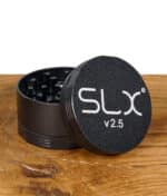 slx-grinder-charcoal-4-teilig-klein-1.jpg