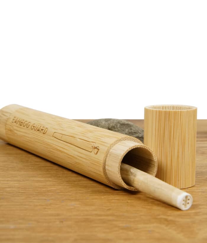 woodzl-bamboo-guard-joint-case-aus-bambus-mit-extrafach-3.jpg